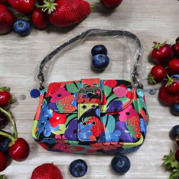 Current Mood ✦ Fruit Print Shoulder Bag ✦ Red Black Y2K Graphic Silver Buckle - Picture 6 of 13